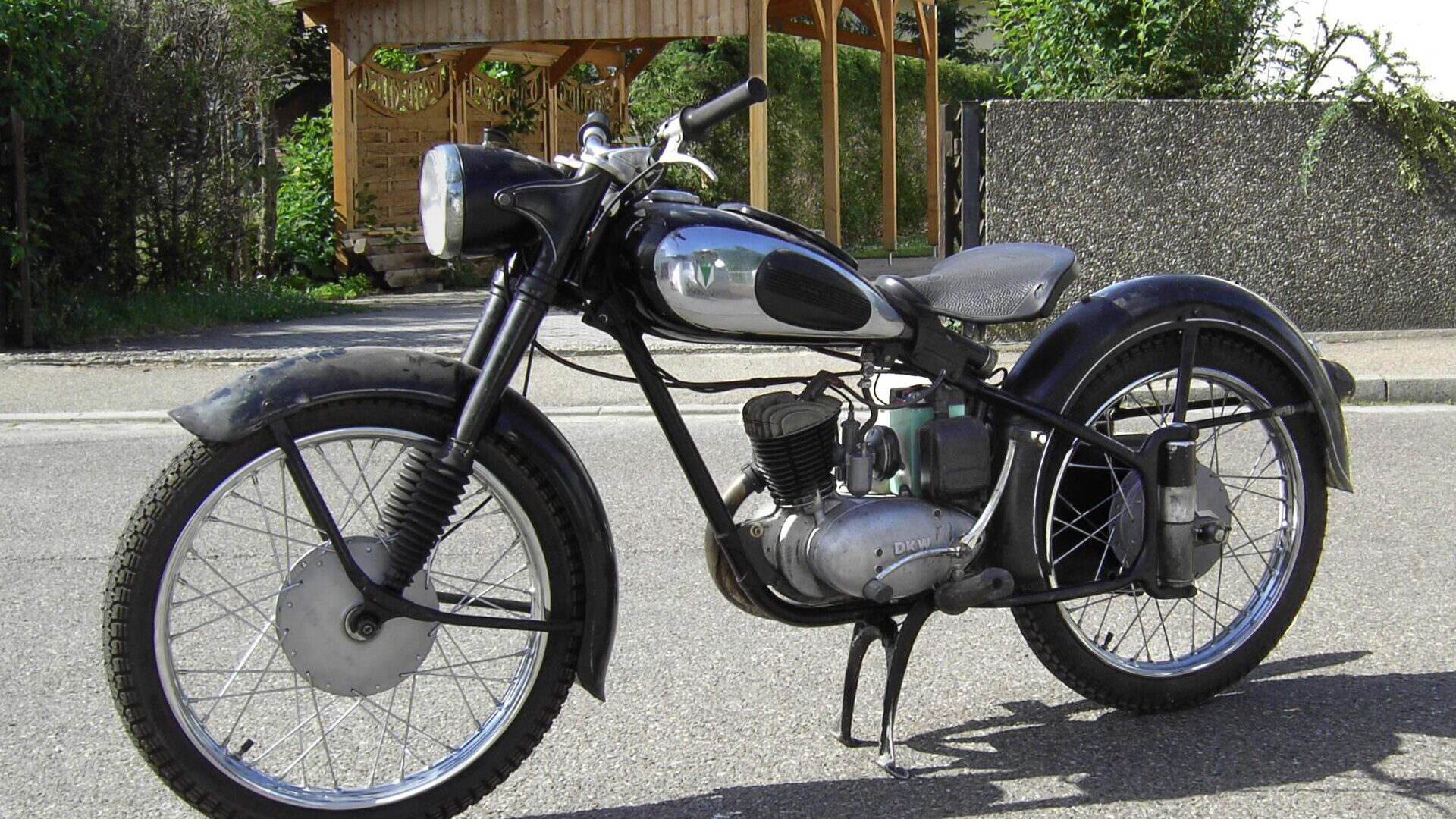 RT 125 2H