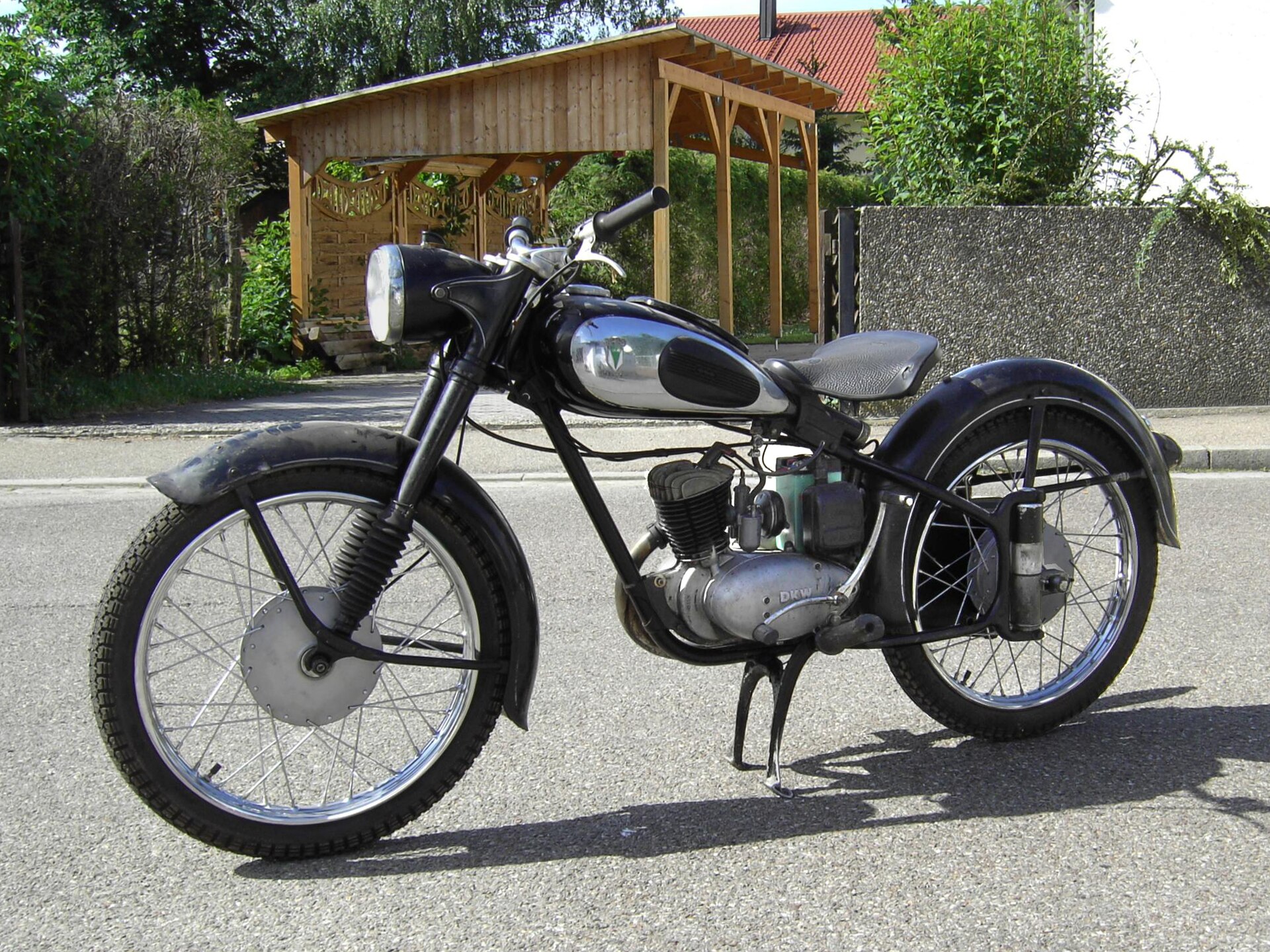 RT 125 2H