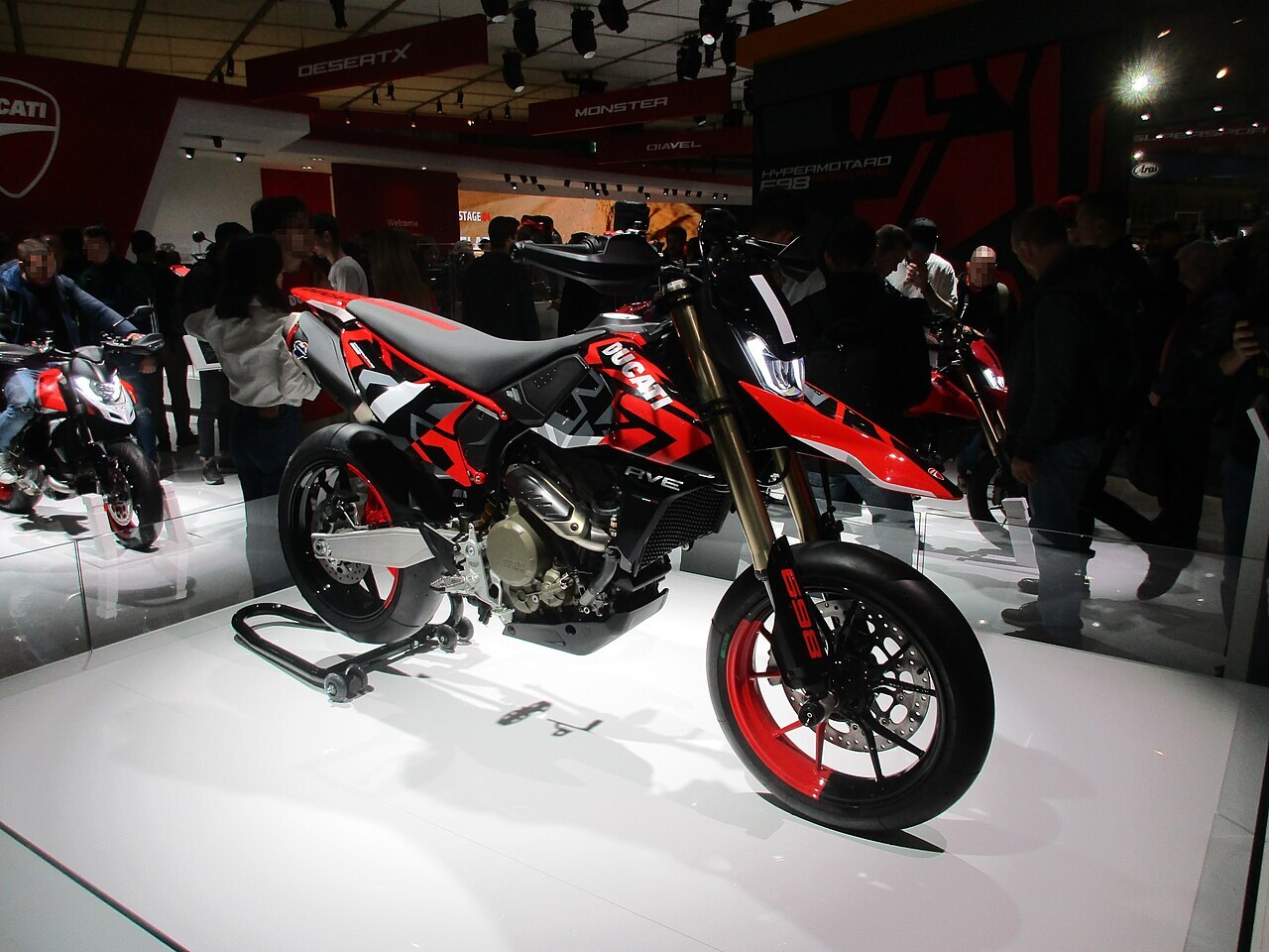 Hypermotard
