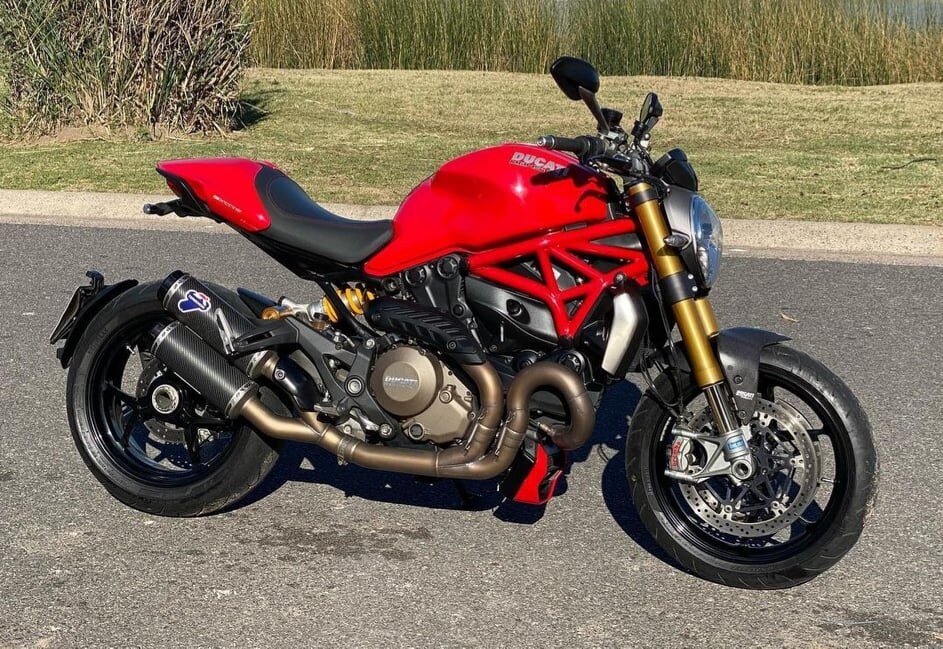 Monster 1200S