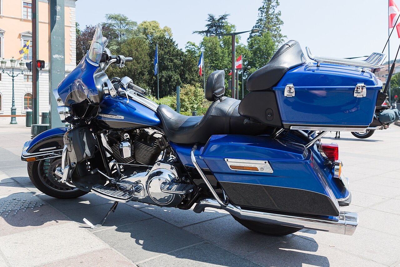 Electra Glide Standard