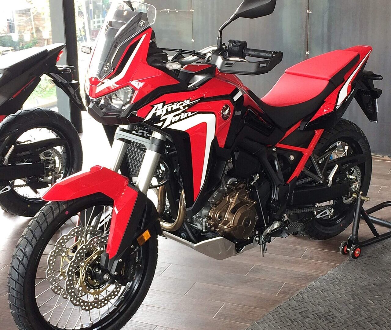 CRF1100L