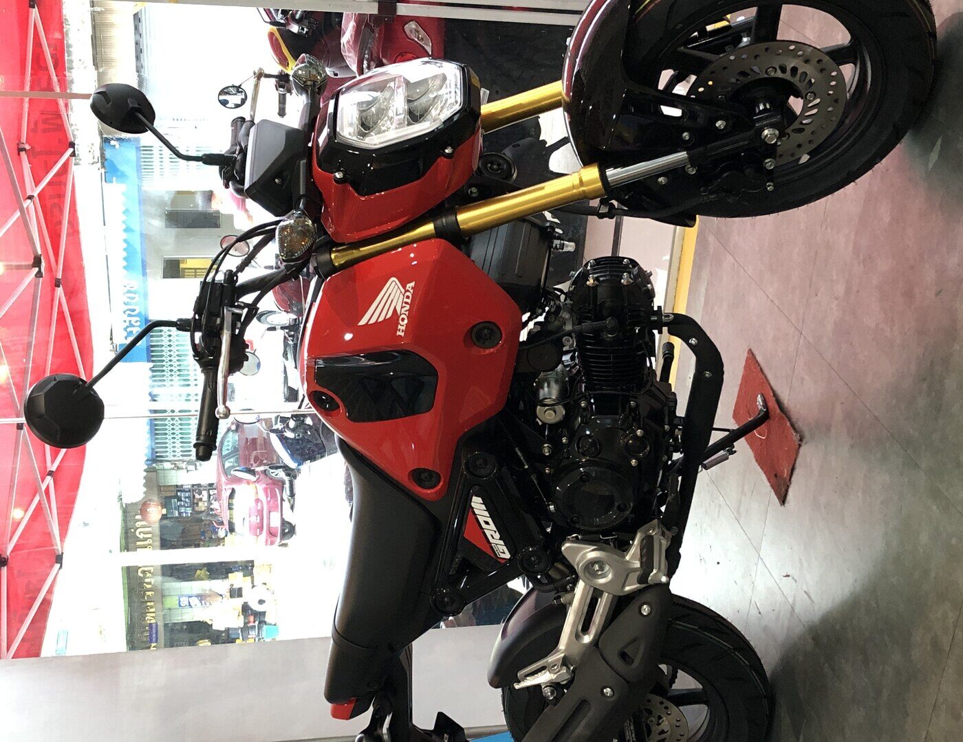 Grom