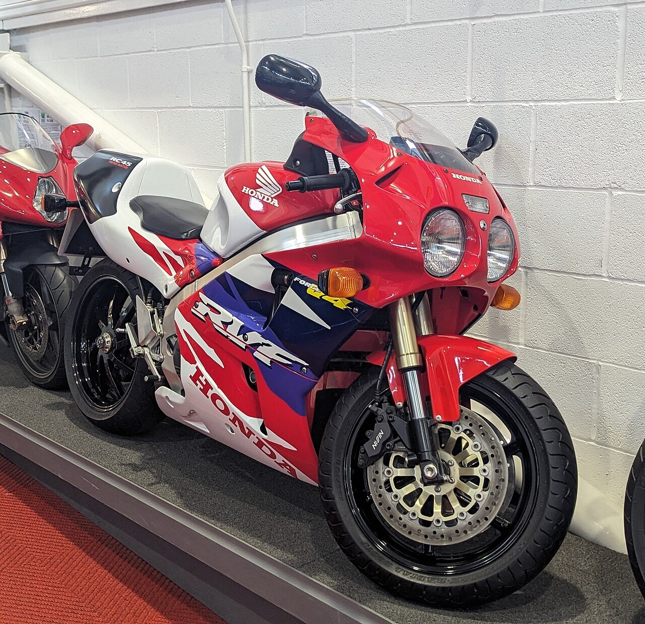 RVF 750 - RC 45