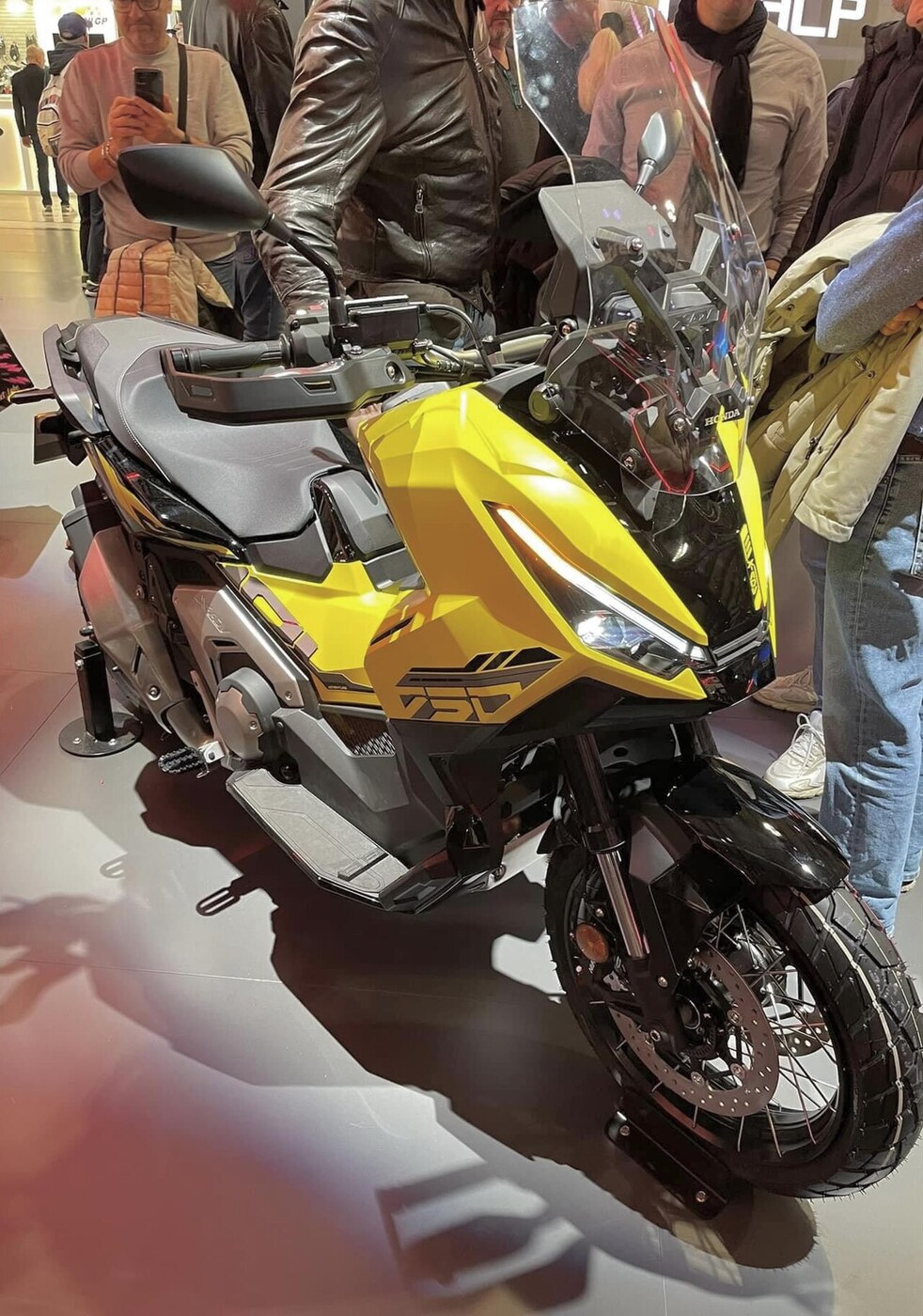X-ADV 750