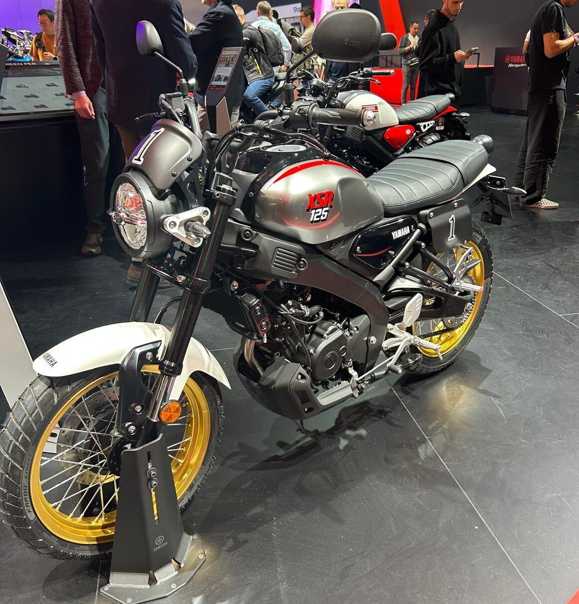 XSR 125