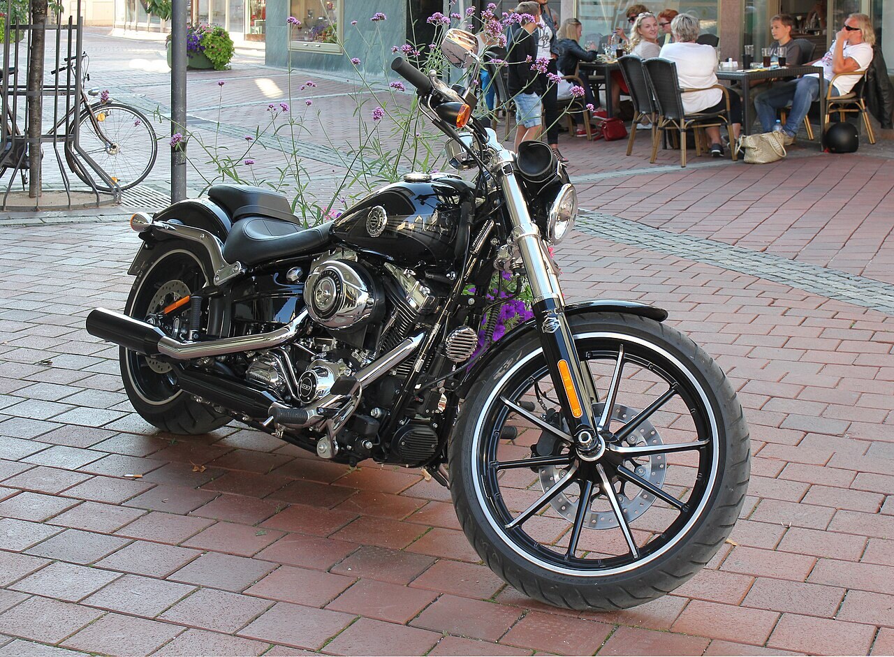 Softail Breakout 114