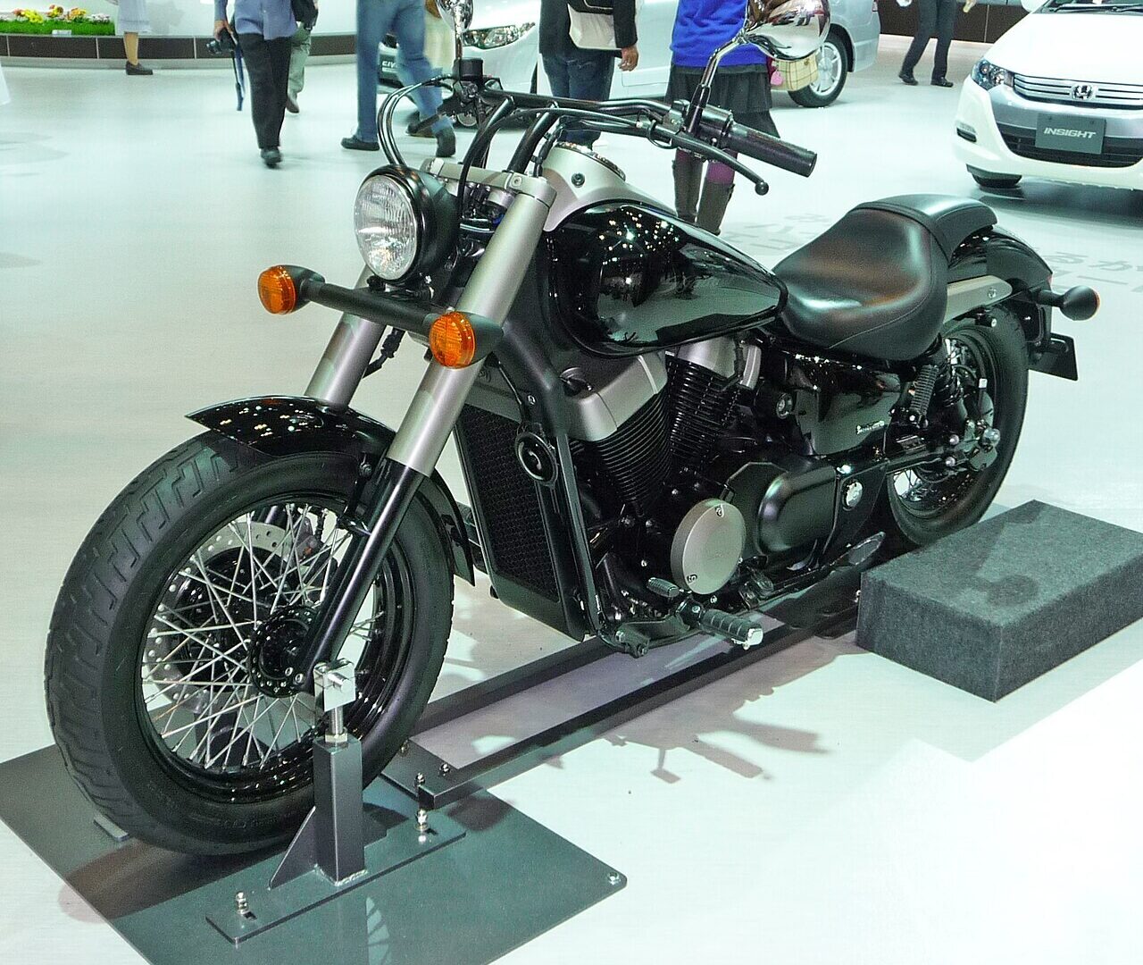 750 Shadow Phantom