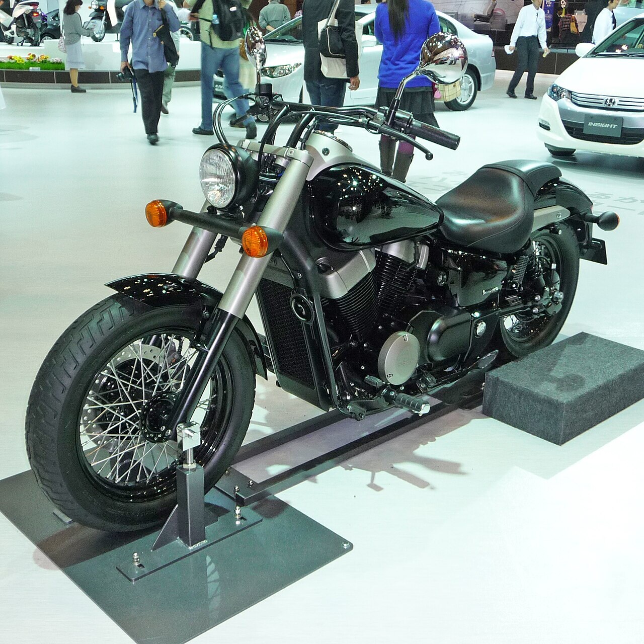 750 Shadow Phantom