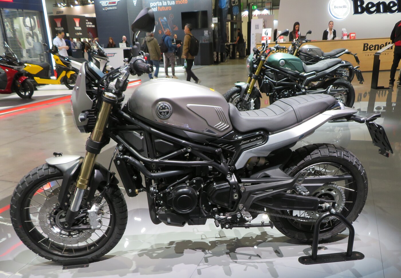 Leoncino 800 ES