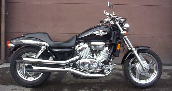 Magna Deluxe (VF750CD)