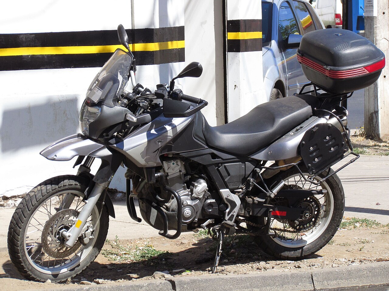 Pegaso 650 Trail