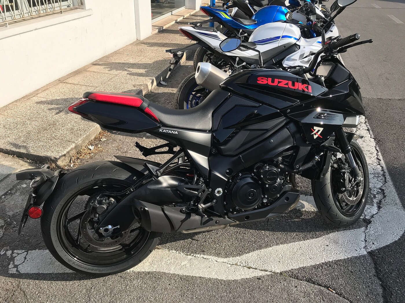 1000 Katana