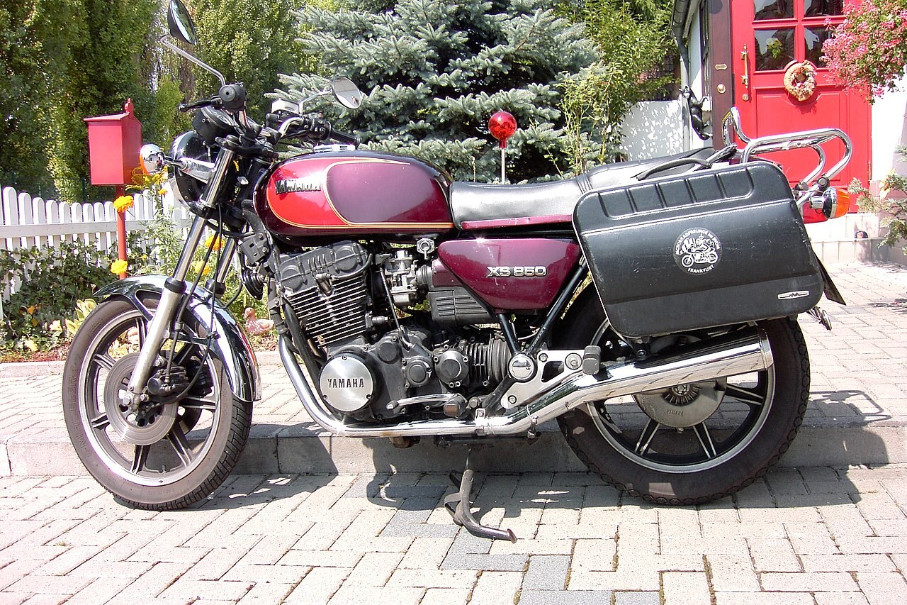 XS 850