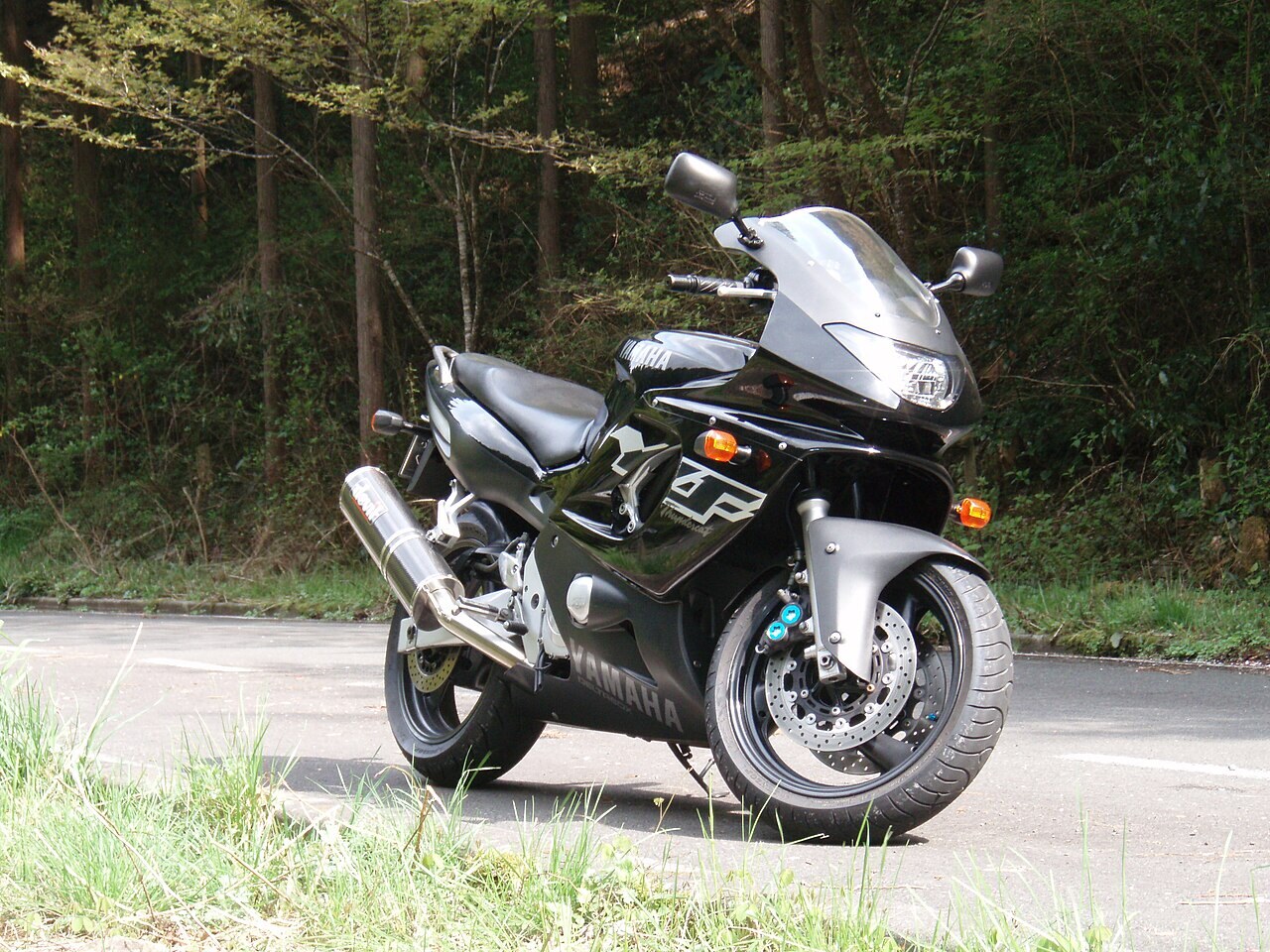 YZF600R